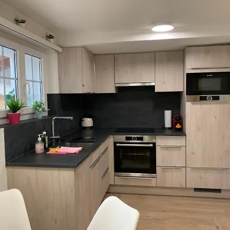 Eiger, Jungfrau, Luxury Garden Lägenhet *